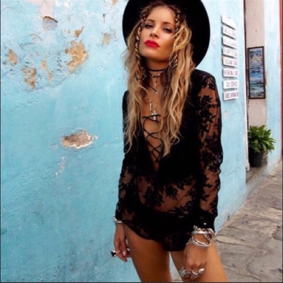 Rat And Boa black lace playsuit NWOT - Picture 2 of 11